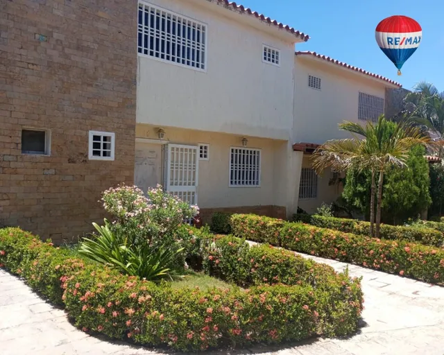 Town House, Villas De Nuevo Mundo, Maneiro, Isla De Margarita.