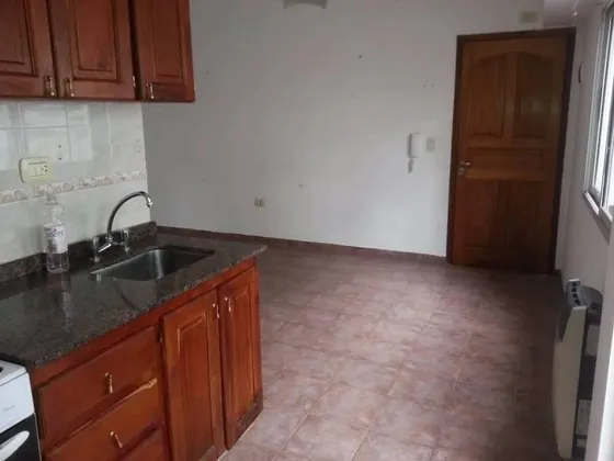 Departamento 2 Ambientes En Alquiler En Valentín Alsina, Lanús
