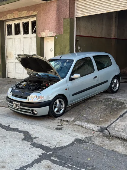 Renault Clio 1.6 Sport