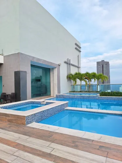Apartamento Finamente Amueblado Con Piscina