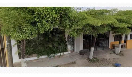Casa En Venta Roberto Fierro 13 Lázaro Cárdenas Tepic Nayarit/ Recuperacion Bancaria Laab2