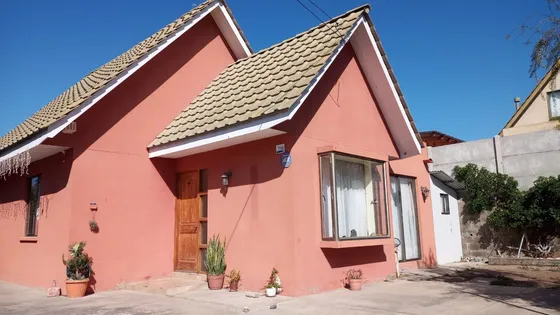 Casa Un Piso. Con Posibilidad De Ampliar Mansarda.  