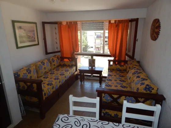 Monoambiente Villa Gesell A 200 Mtrs! Reserva F/ L Junio!!
