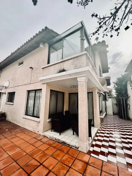 4d 3b. Más Servicios. Casa Aislada. 270 Mts2. 