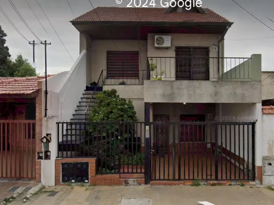 Alquiler Casa Con Patio 3 Ambientes, Sarandi Avellaneda 