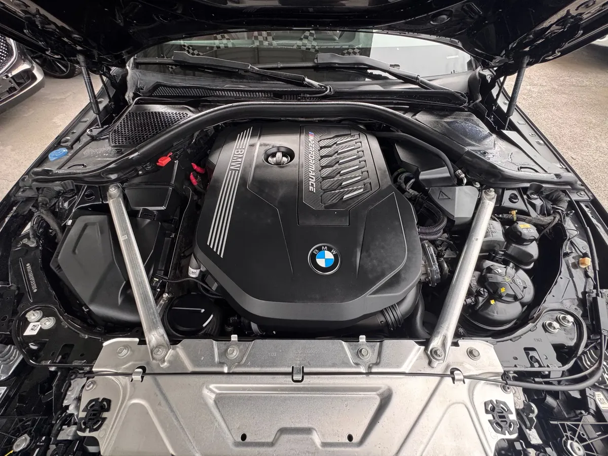 BMW Serie 4 2023 3.0 M4 440i Xdrive Coupé At