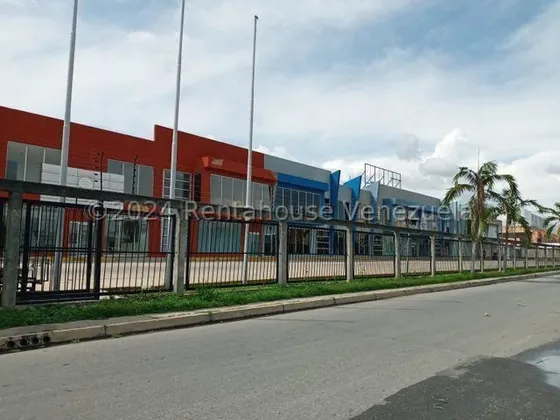 ¡oportunidad De Invertir En Ciudad Industrial Unión! Te Presentamos Este Excelente Local Comercial En Una Ubicación Privilegiada En San Diego, Ideal Para Activar Tu Negocio O Empresa. 
