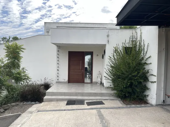 Parcela Con 2 Casas Aisladas En Excelente Ubicacion