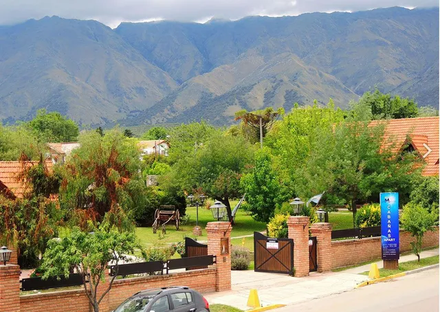 Apart Hotel - Complejo De 12 Cabañas -  4400 M² Y 780 M² Cub. - Merlo