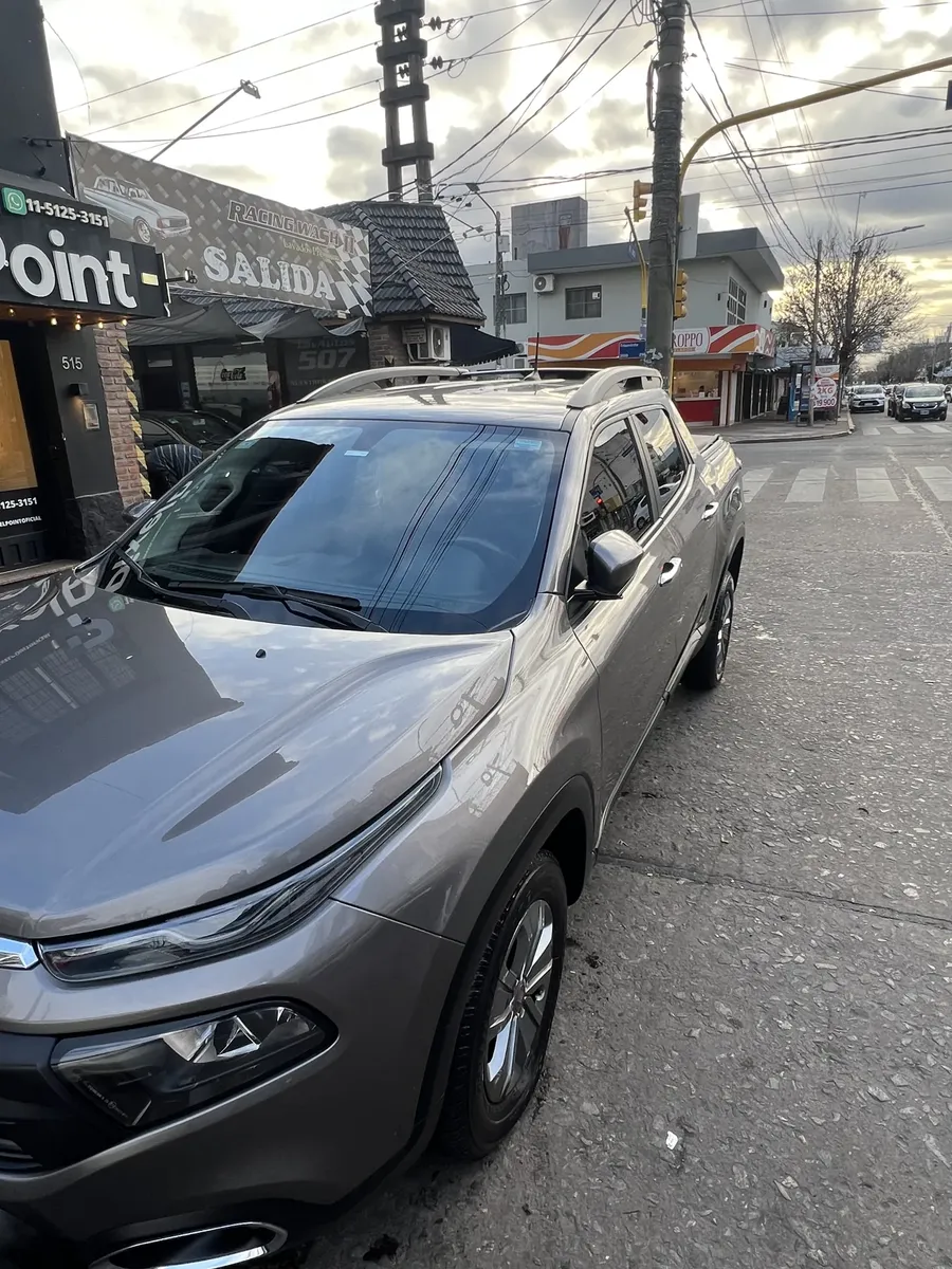 Fiat Toro 1.8 Freedom 4X2 At