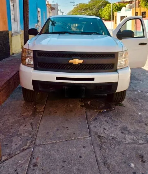 Chevrolet Cheyenne 5.3 2500 Doble Cab High Country 4x4 Mt