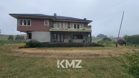 Casa En Venta De 8 Dorm. En Llanquihue