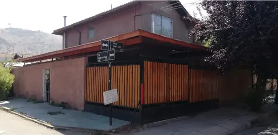 Se Vende Casa Esquina De 2 Pisos En El Sector Nueva Renca