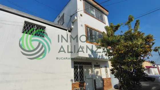 Apartamento En Arriendo En Comuneros. Cod A17034