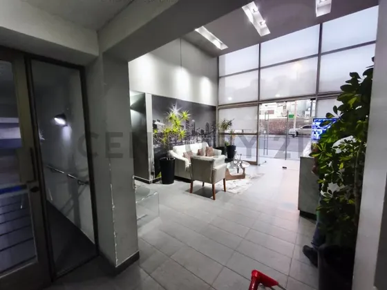 Se Vende Amplio Y Luminoso Departamento Sector Sur Excele...