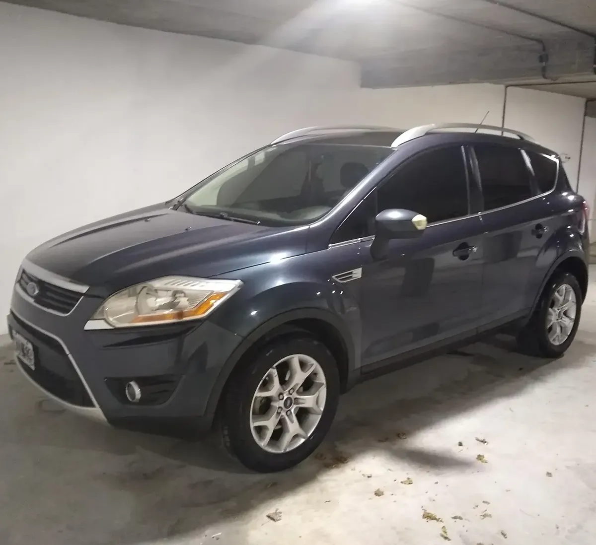 Ford Kuga 2.5 Titanium At 4x4 L (ku05)