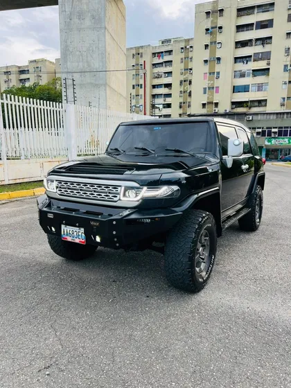 Toyota Fj .