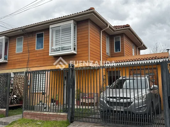 Casa En Venta De 5 Dormitorios En Puente Alto, Mcf