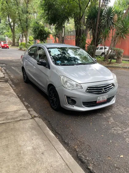 Mitsubishi Mirage G4 1.2 Gls Cvt