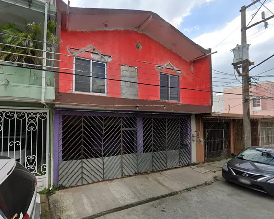 Casa En Venta En Poza Rica, Cuadrante Ii, Pages Llergo, Villahermosa, Tabasco. Vm100