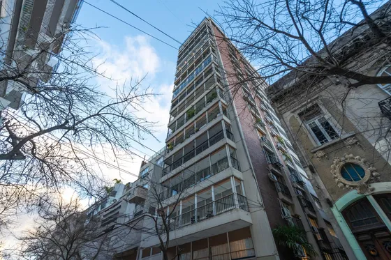 Espectacular Sempiso De 200m2 En Torre 5amb C/dep Y 2 Coch En Piso Alto Con Vista Abierta