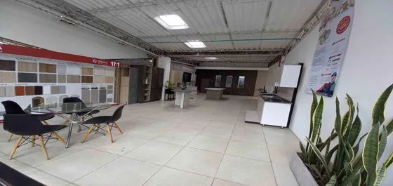 Local En Arriendo Centro  (279059957).