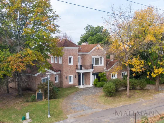 Alquiler Anual Casa 5 Dormitorios Sin Muebles En Martindale Cc