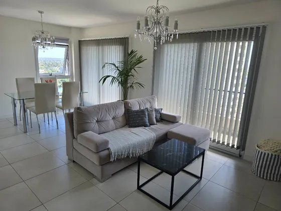 Dueño Vende Departamento 3 Ambiente C/ Cochera - Al Frente Con Orientación Norte 