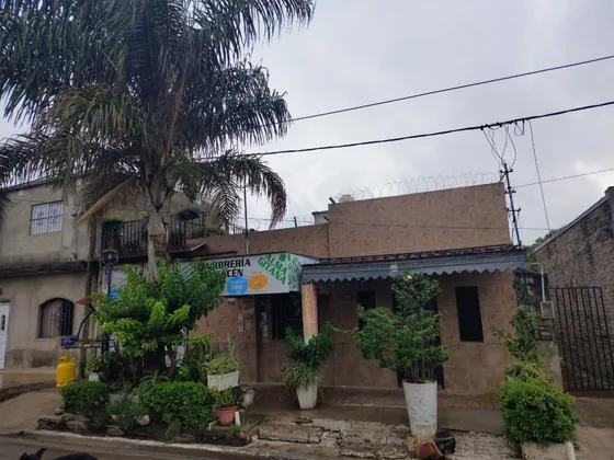 Casa De Dos Plantas Y Cuatro Dormitorios, Santa Fe
