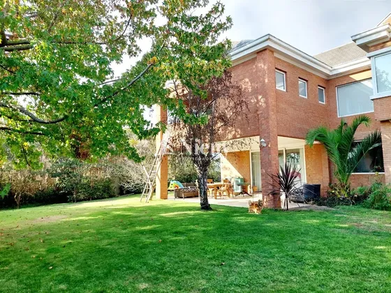Venta Casa Bosques De Montemar Blanca Estela Gran Terreno