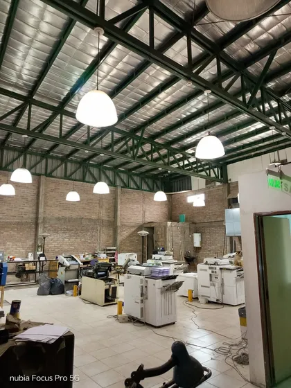 Galpon En Inmejorable Zona Comercial Esquina En San Juan