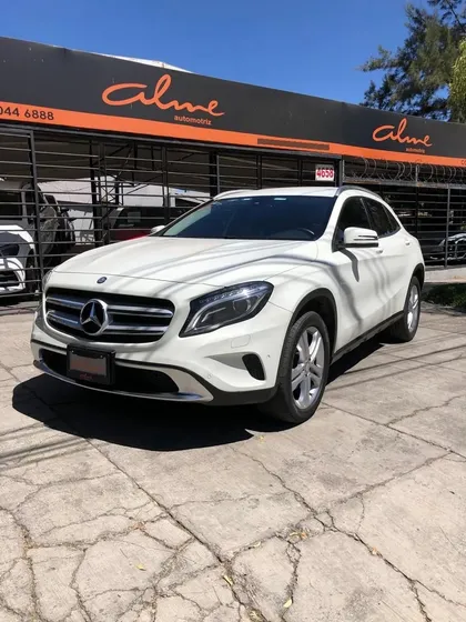 Mercedes-benz Clase Gla 1.6 200 Cgi At