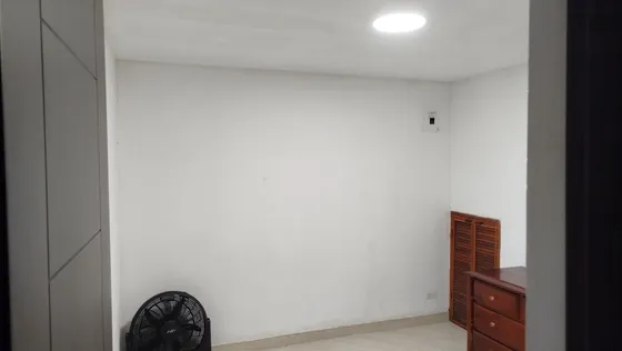 Habitación Para Arrendar 
