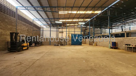 Galpón En Venta\ Terrinca  Guatire  Mg  5-9725
