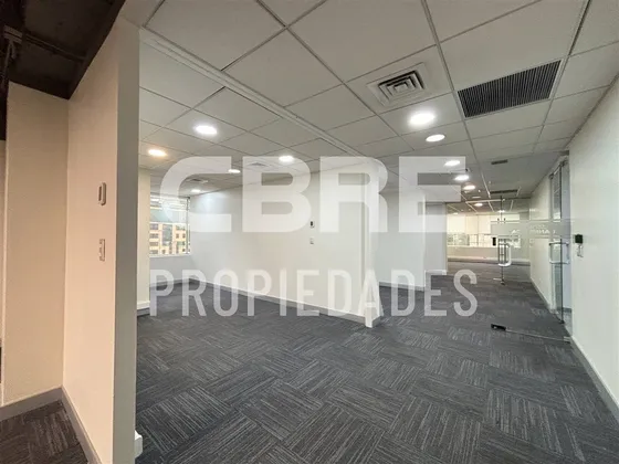 Oficina En Arriendo A Pasos De Metro Tobalaba
