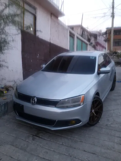 Volkswagen Jetta 2.5 Style 5vel Mt