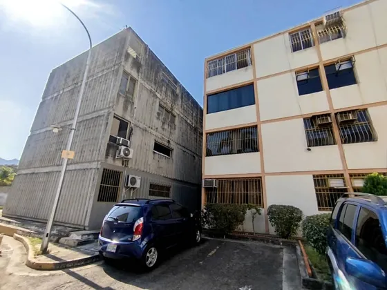 Se Vende Apartamento Monteserino Ata-1661