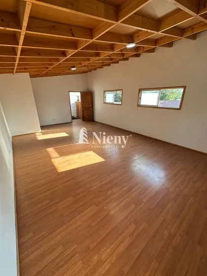 Local Comercial En Arriendo En Chicureo