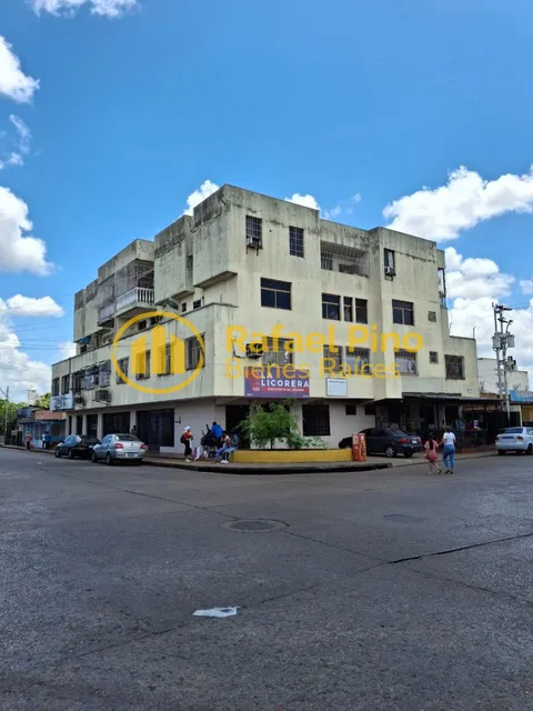 Se Vende Oficina De 69 M2 De Construccion En La Calle Rivas Con Calle Cumana, Cerca De La Catedral, Maturin, Monagas.