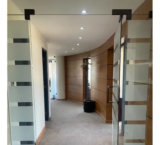 Excelente Oficina En Venta En El Golf Las Condes