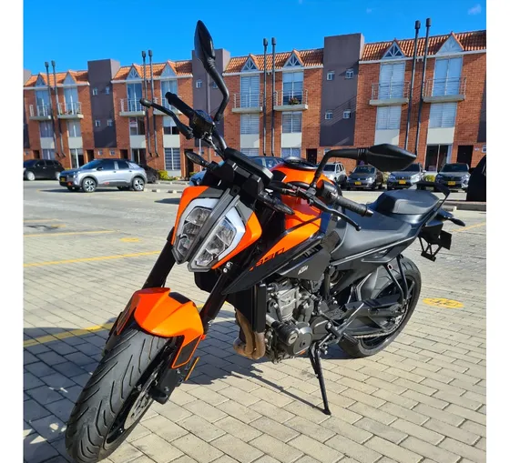Ktm Duke 890 2021