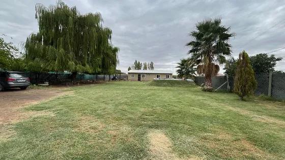 Venta De Lote Con Casa, Pileta En Rodeo De La Cruz