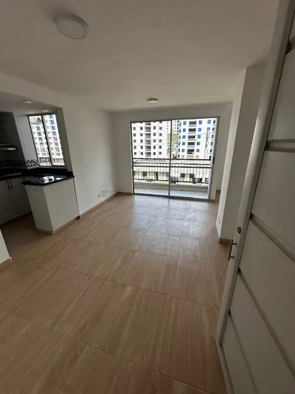 Alquilo Iluminado Y Amplio Apartamento Mompox