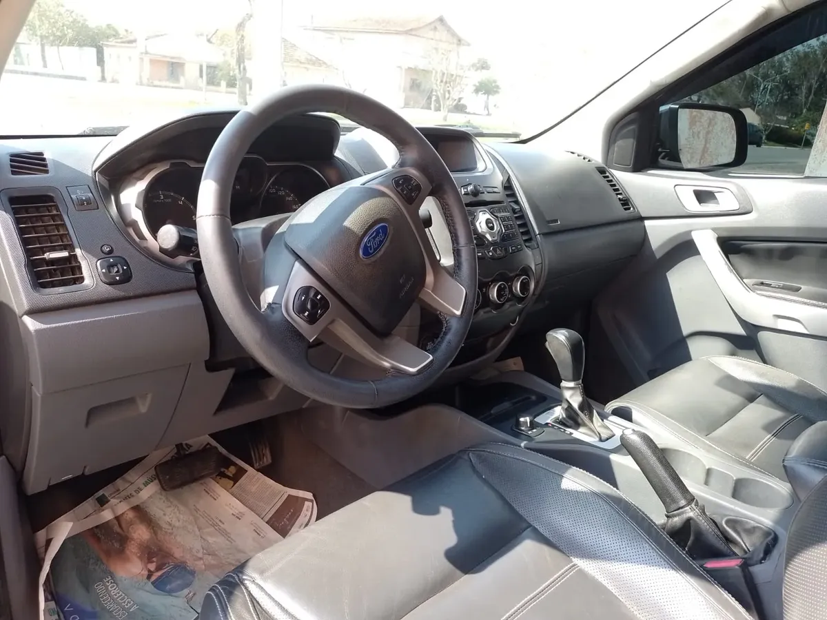 Ford Ranger 2014 3.2 Limited Cab. Dupla 4x4 Aut. 4p — foto 4