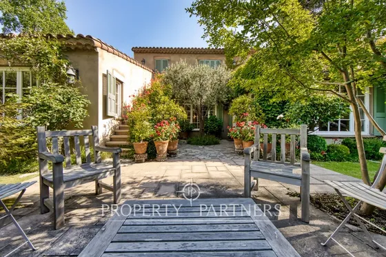 Preciosa Casa Estilo Provenzal En Lo Curro