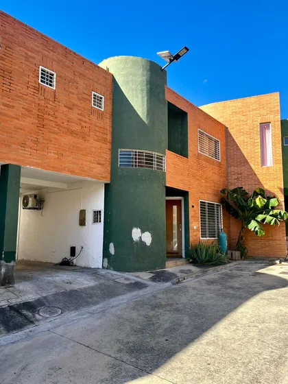 En Venta Th En Pozo Esmeralda San Diego Flor Y Gabriel Ja Solo Clientes