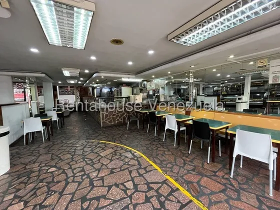 Negocio En Venta En Los Cortijos Con Áreas De Depósito Listo Para Operar - Panaderia 