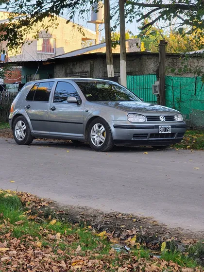 Volkswagen Golf 1.6 Comfortline