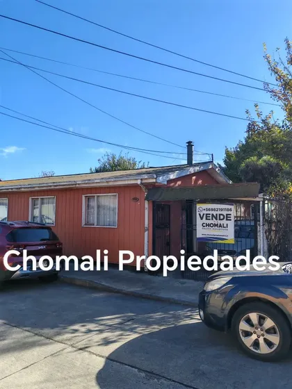 Casa Con Amplio Terreno En Los Confines Cercana A O´higgins