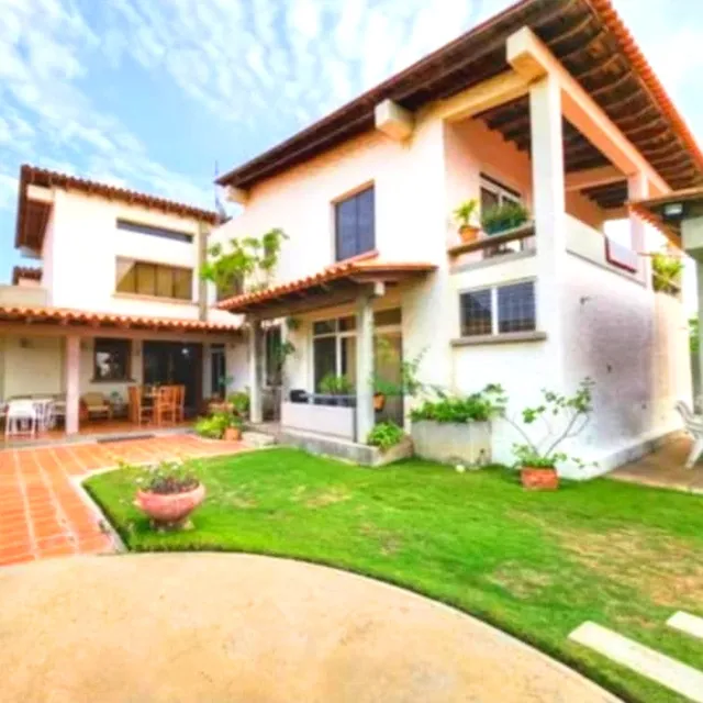 Las Villas, Complejo Turístico El Morro, Lecheria | Alquiler Anexo | 154 Mts2 | 3h | 2b | 2pe | 120$ Por Dia